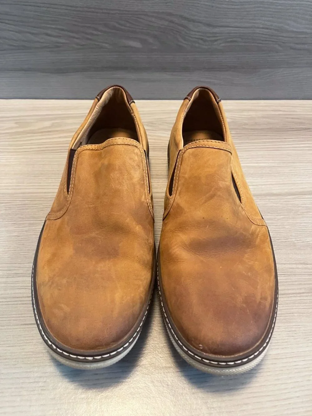 Johnston & Murphy Men's Tan Nubuck Leather Slip-On Shoes Sheepskin Size 11.5M